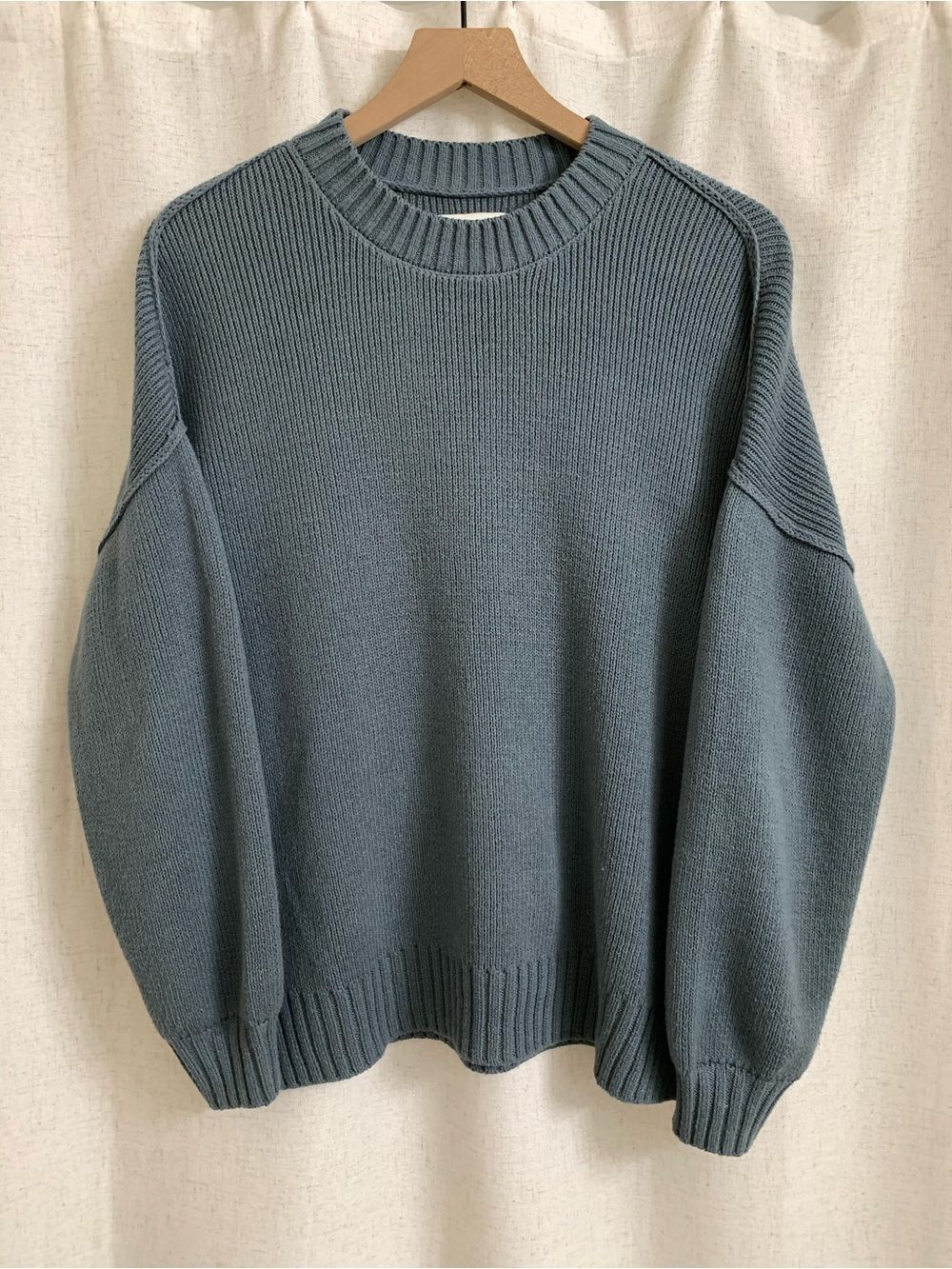 Hollister Ribbed Crewneck Sweater in Dusty Blue